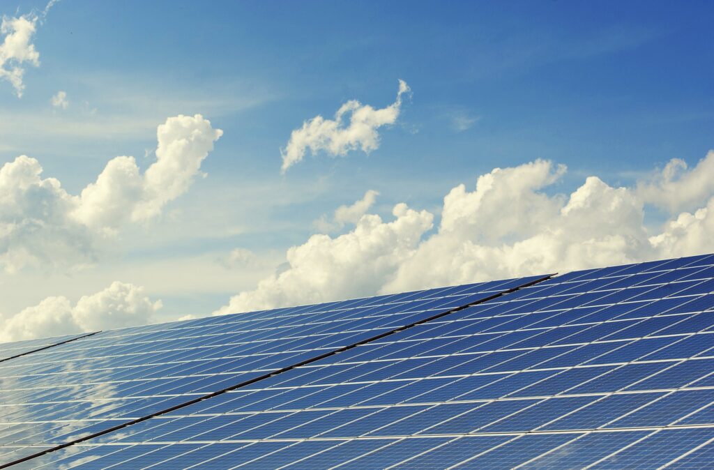 photovoltaic g658d36e4c 1920 1024x674 - Bifaziale Solarmodule: Die Zukunft der Photovoltaik? Ein Blick auf innovative Technologien mit dem SOLARZENTRUM MÜNCHEN